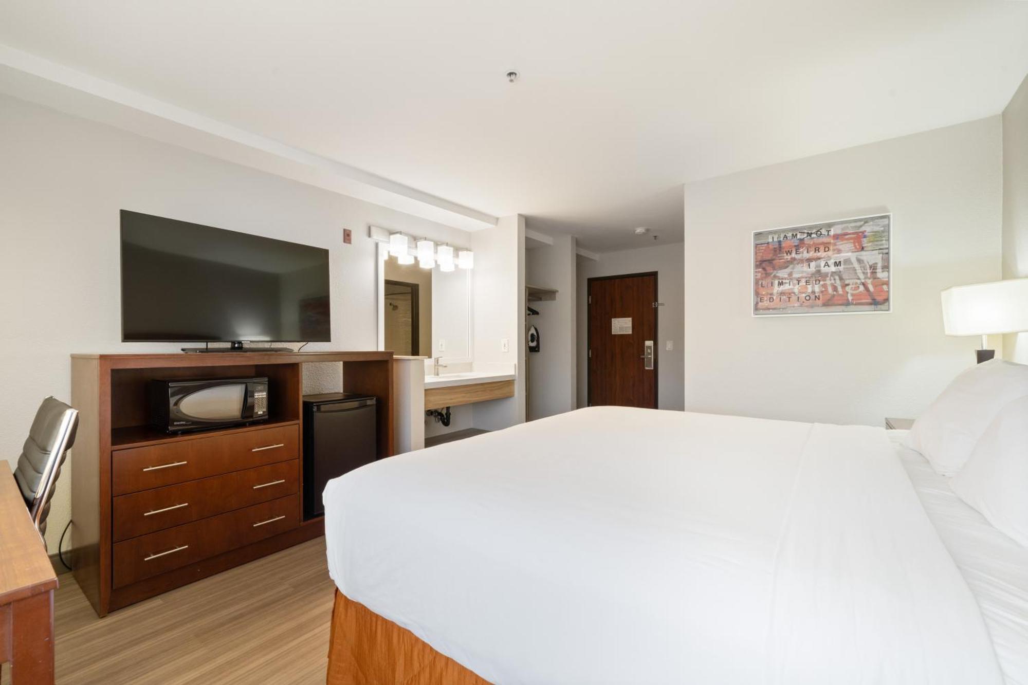 Best Western Lake Oswego Hotel & Suites Bilik gambar