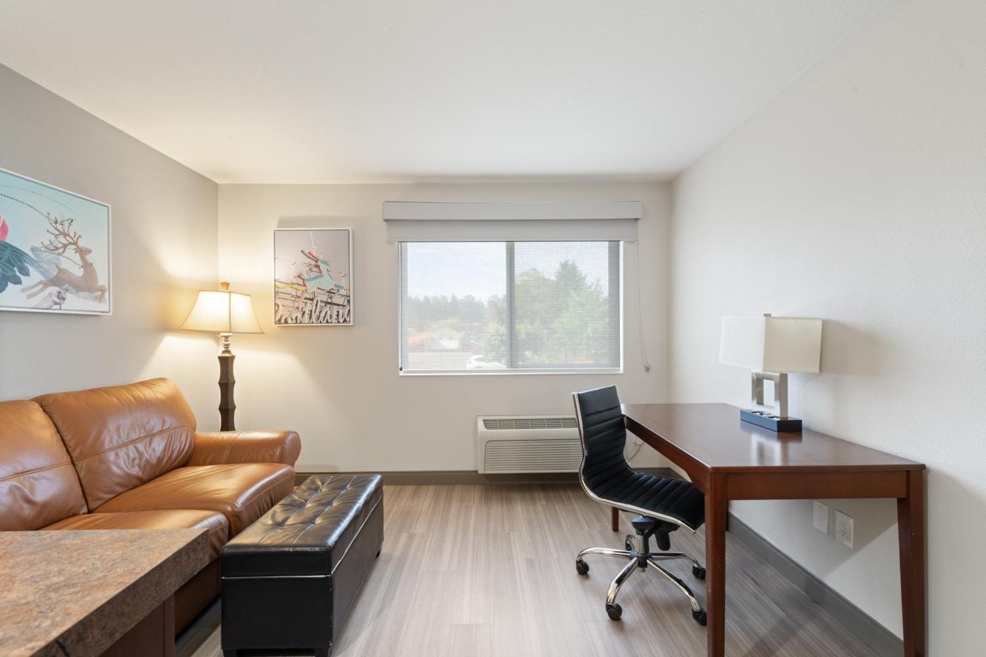 Best Western Lake Oswego Hotel & Suites Bilik gambar