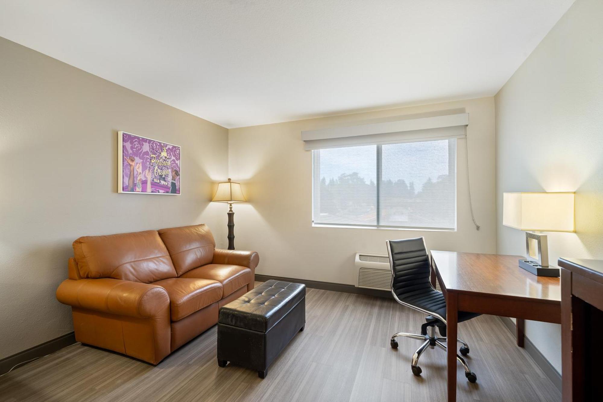 Best Western Lake Oswego Hotel & Suites Bilik gambar